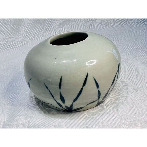 Pottery Vase Round Gray Blue Grass Narrow Opening Studio 3.25”H Signed BP - Picture 4 of 8